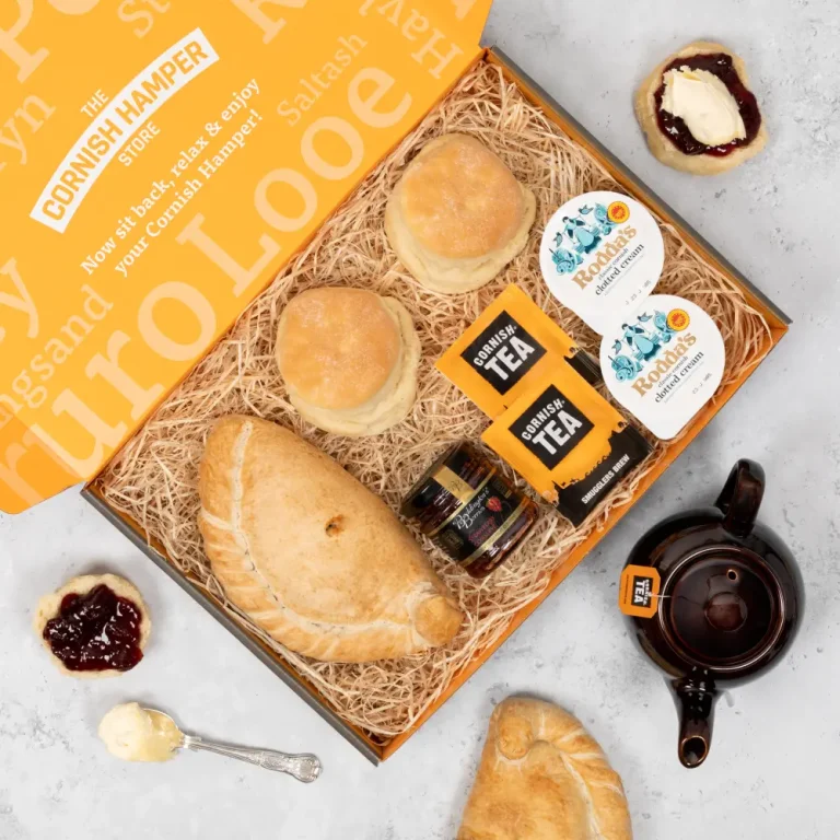 The cornish pasty and cream tea gift, containing scones, jam, clotted cream and tea