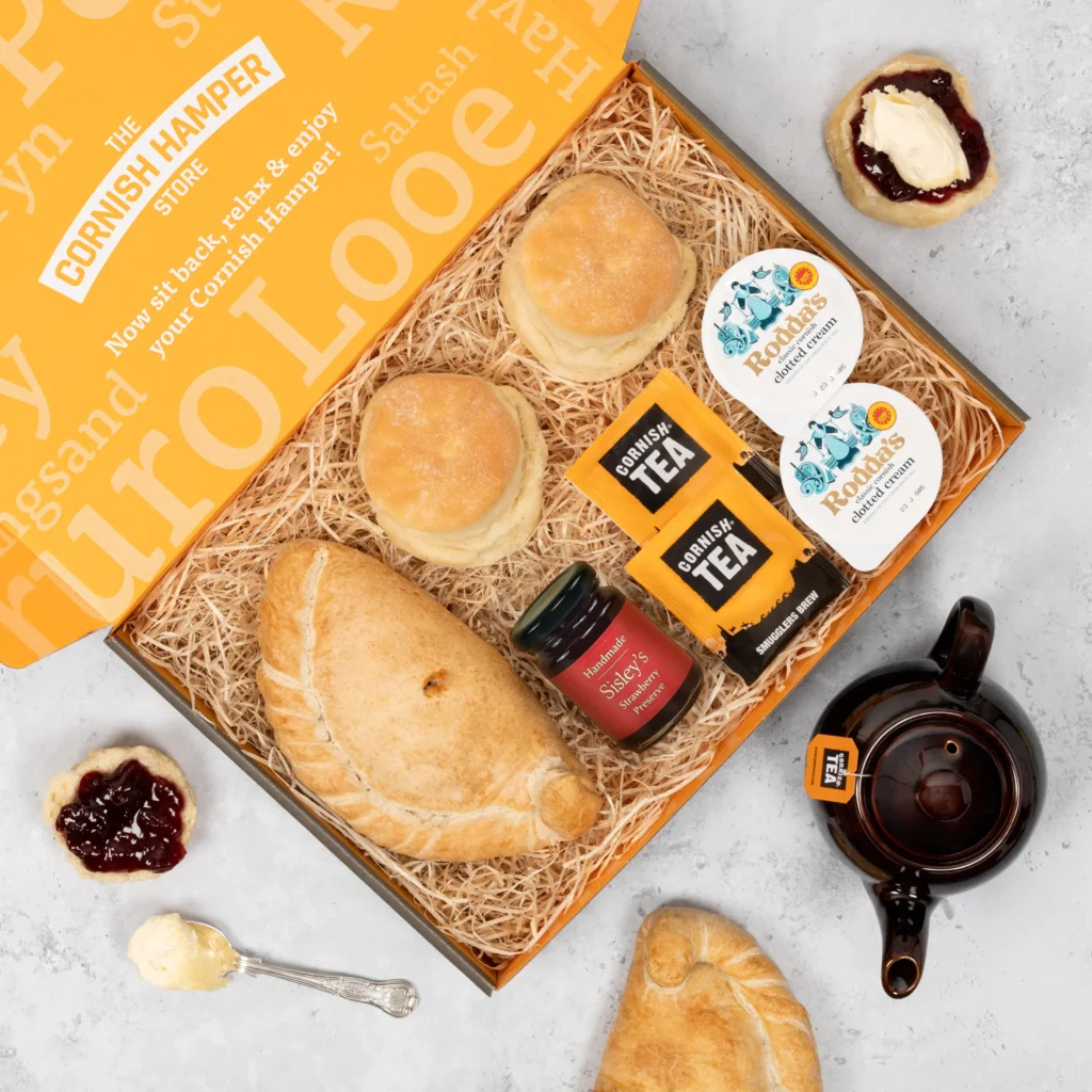 Gluten Free pasty and cream tea hamper featuring gluten free cornish pasty