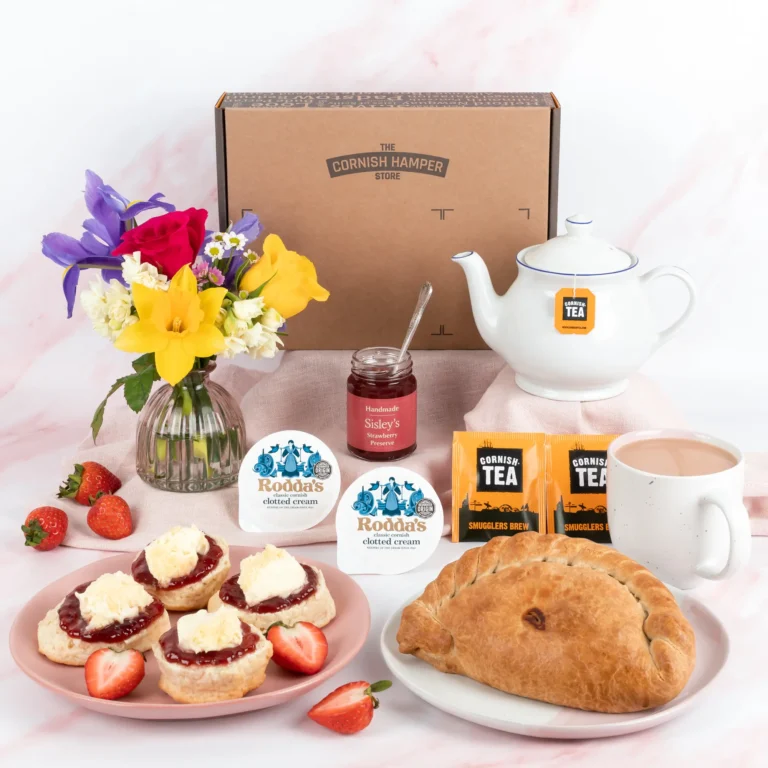 Mum's Pasty and Cream Tea Postal gift for mum featuring a handmade Cornish Pasty and cream tea kit