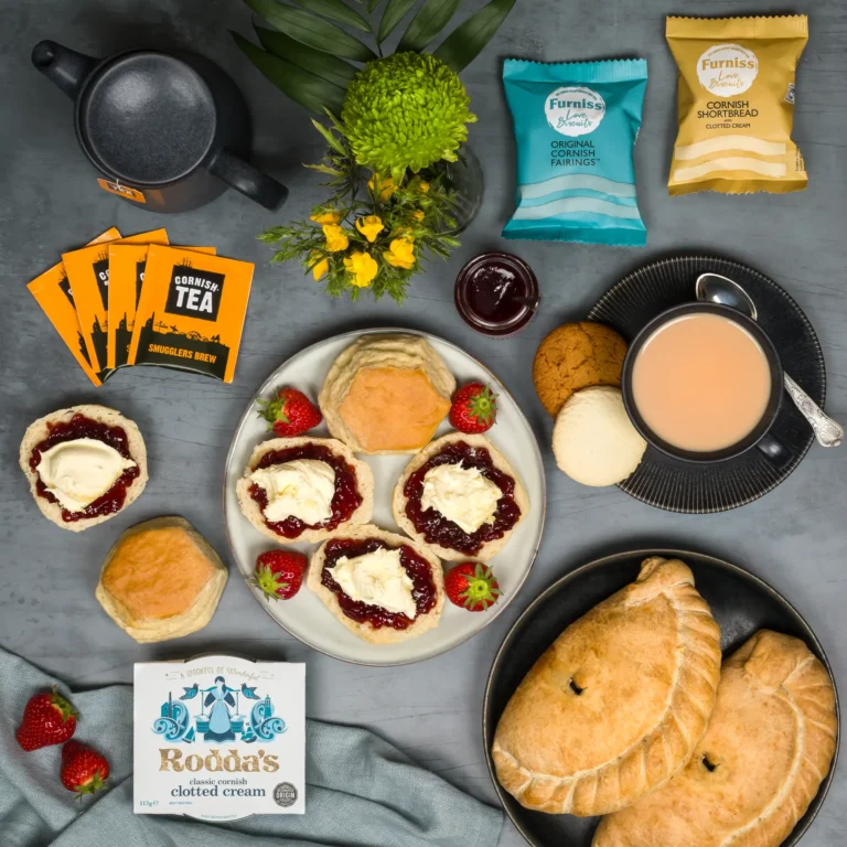 Dad's Pasty and Cream Tea Hamper, with 2 traditional steak pasties, scones, jam and clotted cream
